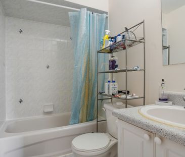 For Lease - 2 Eli Shackleton Court, Toronto, Ontario - Photo 4