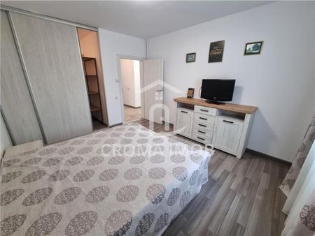 Inchiriere casa tip duplex 5 camere, in Ploiesti, zona Bariera Bucov - Fotografie 2