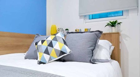 Premium Ensuite - Photo 3