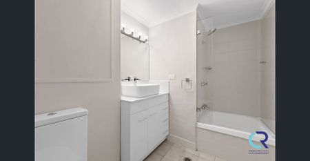 MODERN STUDIO APARTMENT - Photo 4