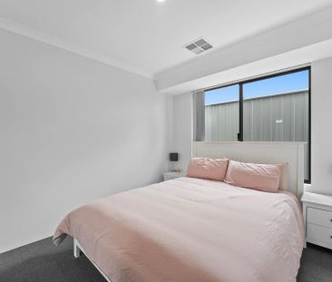 Modern comfort & space in Baldivis Parks Estate. - Photo 6