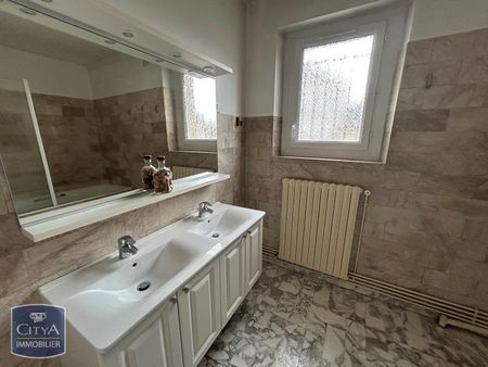 Location Appartement 6 pièces 129m² ALENCON 61000 - Photo 5