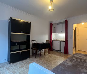 Appartement a louer Paris - Loyer €732/mois charges comprises ** - Photo 3