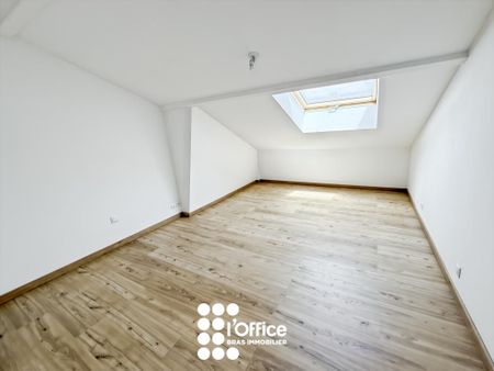 Location Appartement 4 pièces 125m² LES SABLES D OLONNE 85100 - Photo 4