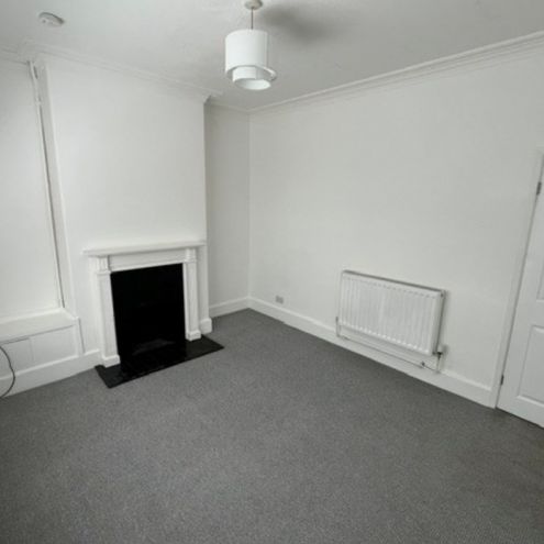 63 Cross Street, Lincoln, LN5 7UX - Photo 1
