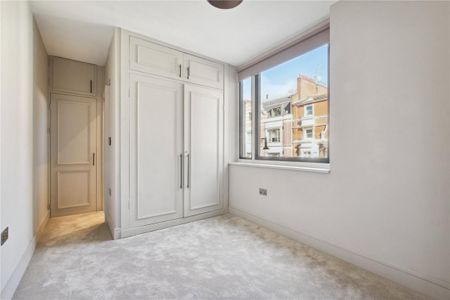 4 bedroom flat in 32-34 Hill Street - Photo 4