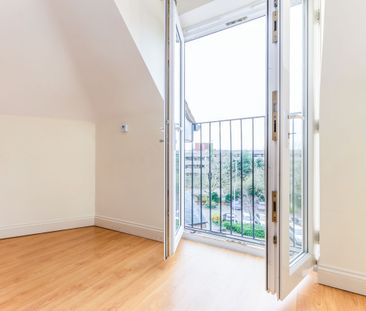 studio to rent Springfield Road, Horsham, West Sussex, RH12 - Photo 2