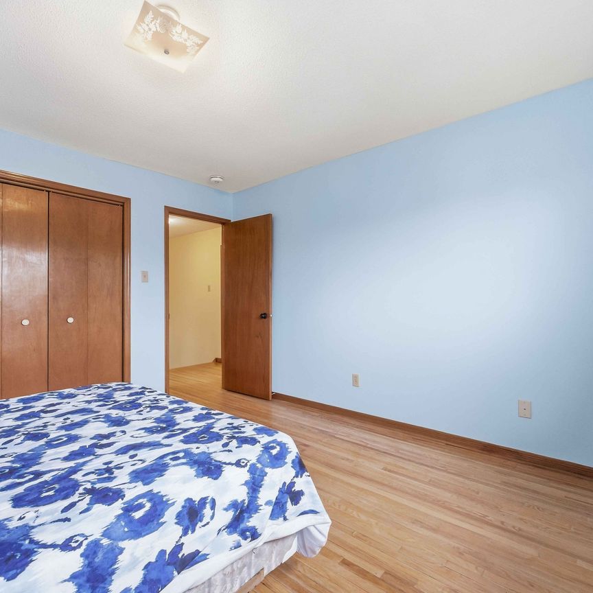 For Lease - 49 Sentinel Road Unit# A - Upper, Toronto, Ontario - Photo 1