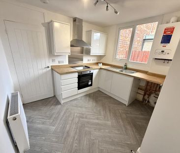 2 bedroom terraced house to rent - Photo 6