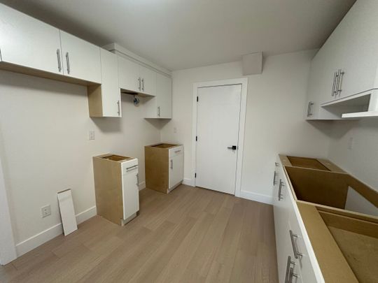 Renovated Suite in North Clearbrook - Photo 1