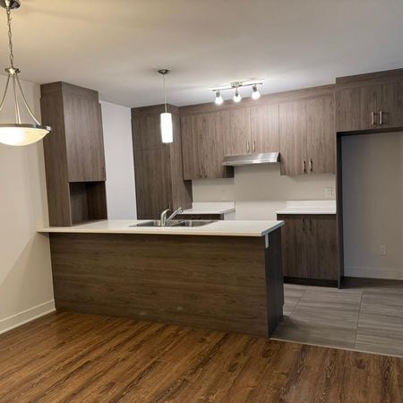 4 1/2 À LOUER AU COEUR DU VILLAGE DE ST-SAUVEUR, FAUBOURG DU CERF - Photo 3