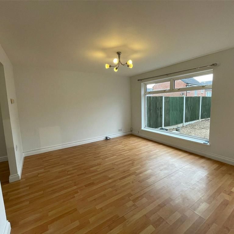 3 bedroom terraced house to rent - Photo 1