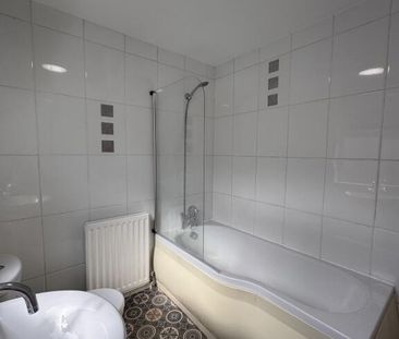 33 Parker Street, Belfast, BT5 4HN - Photo 3