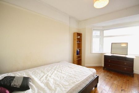 50 Mount Prospect Park, Belfast, BT9 7BG - Photo 4