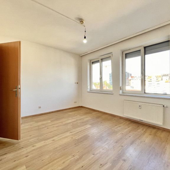 Innenstadt-Apartment mit Ausblick in ruhiger Innenhoflage! Top 520 - Photo 1