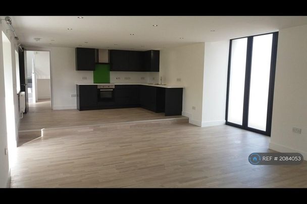 3 bedroom detached house to rent - Photo 1