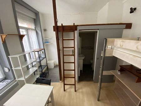 Studio MEUBLÉ de 12.78 m², rue Adolphe, Vauban réf 710-0R - Photo 2