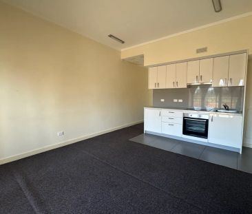 Second Story Apartment - Photo 6