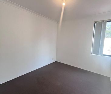 39B Hancock Street, Nollamara WA 6061 - Duplex For Rent | Domain - Photo 4