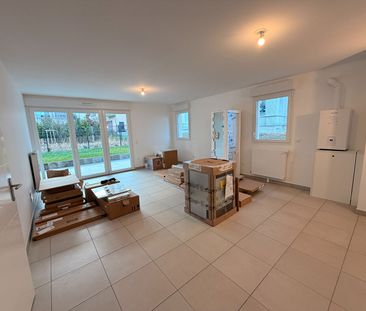 Location Appartement 4 pièces 86m² - Photo 4