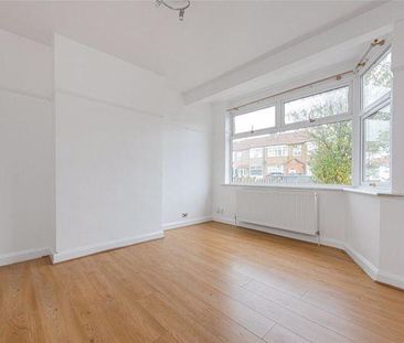 3 bedroom property to rent - Photo 2