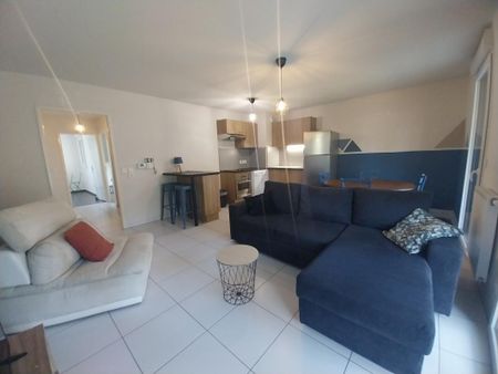 Location Appartement 3 pièces Meublé 68m² GRADIGNAN 33170 - Photo 2