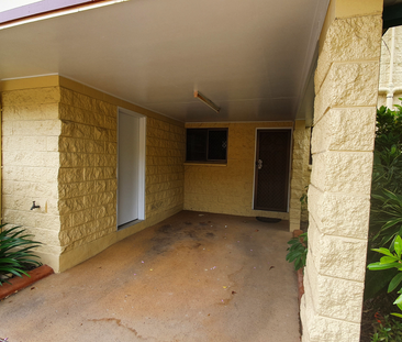 2 BEDROOM STUNNER IN NORTH WARD! - Photo 2