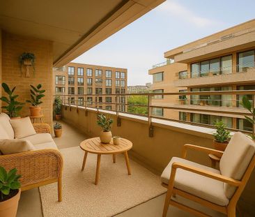 Appartement te huur: Elzenhagensingel 300 1022 LA Amsterdam - Photo 2