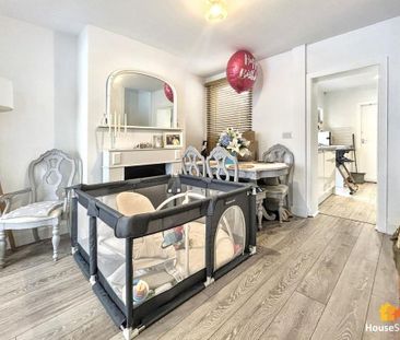 3 bedroom terraced house to rent - Photo 3