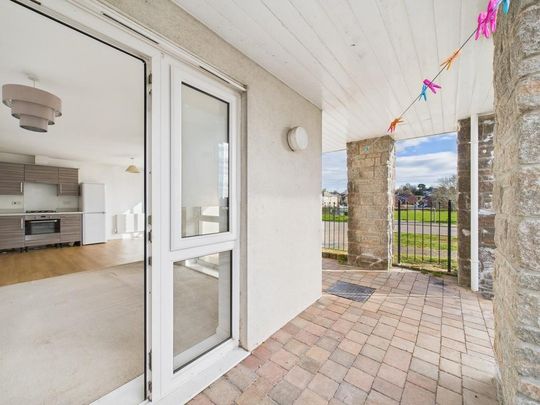 1 bedroom ground floor flat to rent - Photo 1