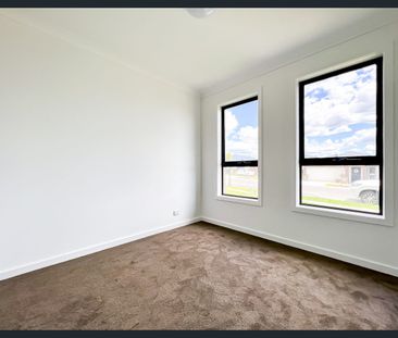 5 Bedroom House for Lease - Photo 3