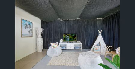 Dual-Living Waterfront Sanctuary - Photo 5