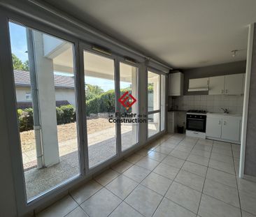 Location Appartement 2 pièces 49m² ST NAZAIRE LES EYMES 38330 - Photo 3