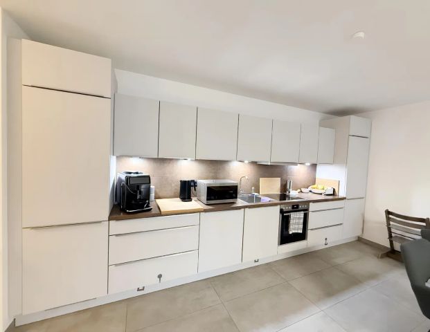 HOCHWERTIGE 3-ZIMMERWOHNUNG IN KREFELD-HÜLS ZU MIETEN! - Foto 1