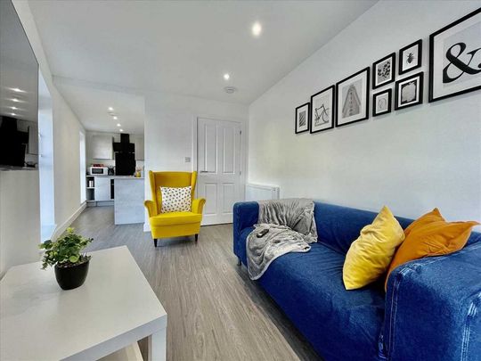 2 bedroom apartment to rent - Photo 1