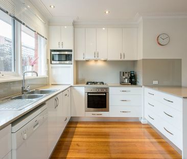 1/244 Koornang Road, Carnegie VIC 3163 - Apartment For Rent | Domain - Photo 2
