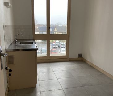 Location Appartement 2 pièces 50m² ST LO 50000 - Photo 2