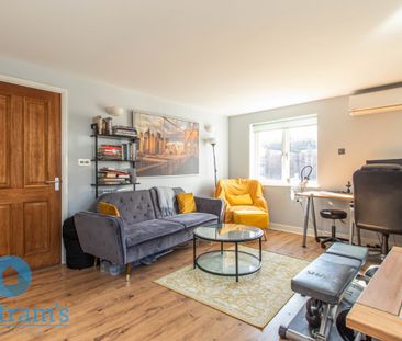 1 bed Flat for Rent - Photo 1