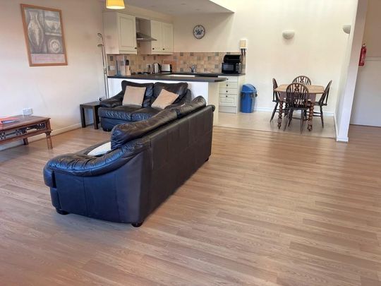 2 bedroom terraced house to rent - Photo 1