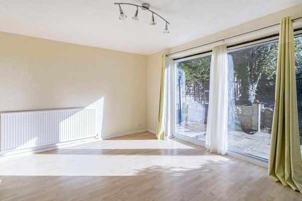 3 bedroom house to rent - Photo 1