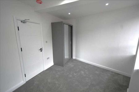 Adams & Moore House, Instone Road, Dartford, DA1 - Photo 2