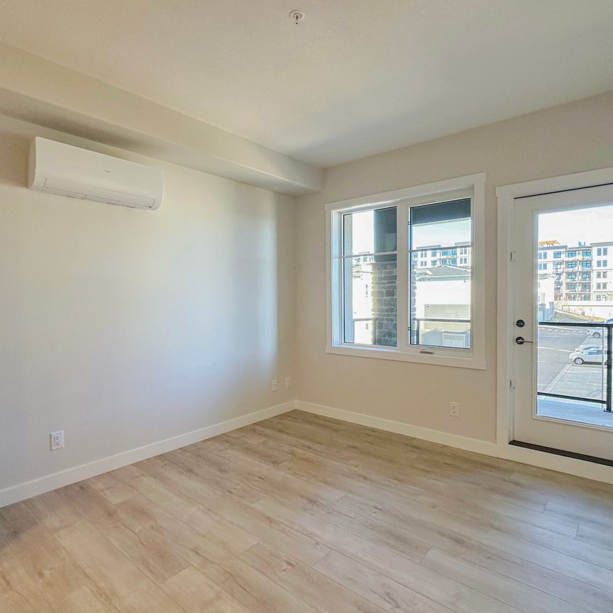 Brand New 1 Bedroom Condo At The Whitney – Underground Parking & Balcony - Photo 1