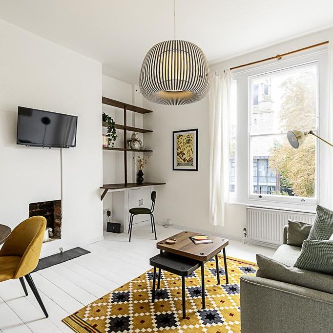 1 bedroom flat to rent - Photo 1