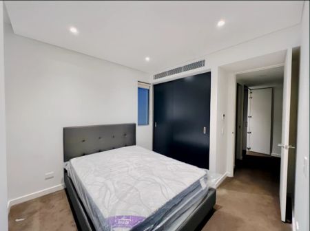 3 bed 2.5 bath - Photo 3