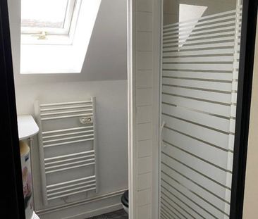 APPARTEMENT F2 RUE DES CHAVANNES - Photo 3