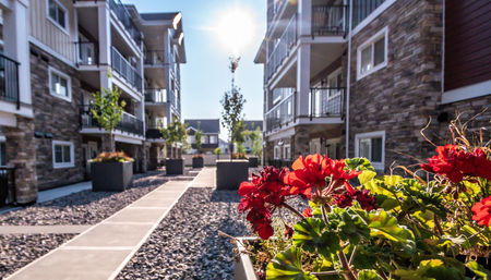 Nautical Luxury Suites at Summerside - Photo 5