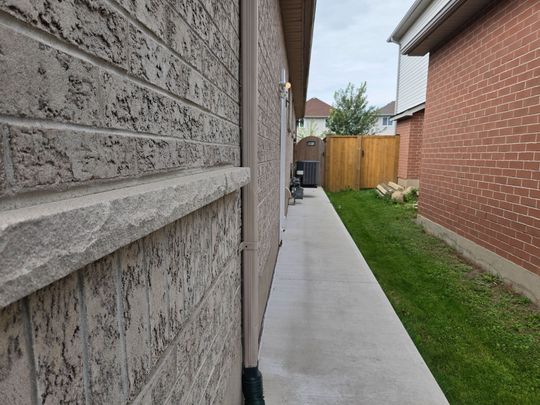 For Lease - 131 Mcnichol Drive Unit# Basemen, Cambridge, Ontario - Photo 1