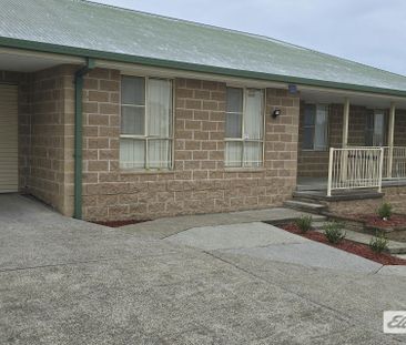 WALKING DISTANCE TO HOSPITAL AND CBD - Photo 2