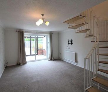 Challenger Close, Malvern, WR14 - Photo 1