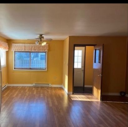 For Lease - 113 31st N B Street, Wasaga Beach, Ontario - Photo 1